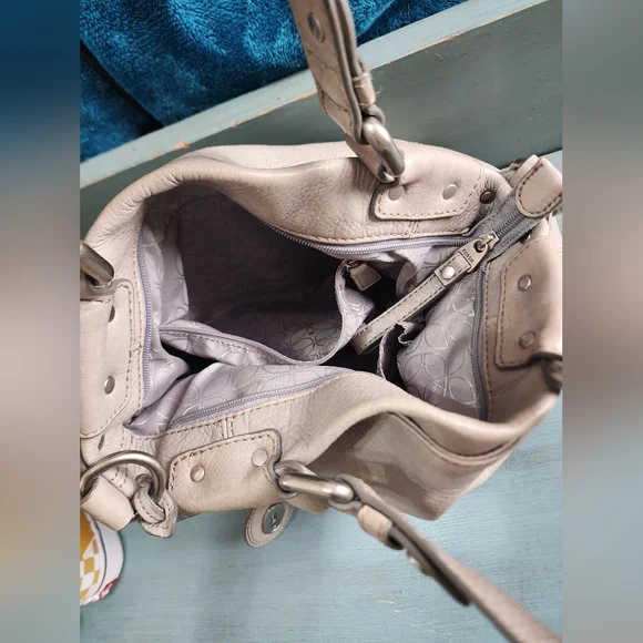 Light grey fossil purse - Picture 7 of 9